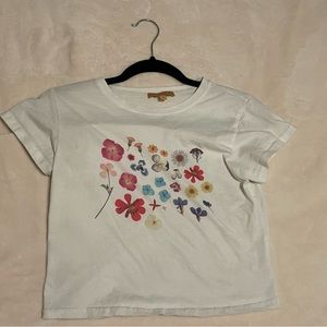 White vrg girl shirt. Never worn, didn’t know it would be crop topish